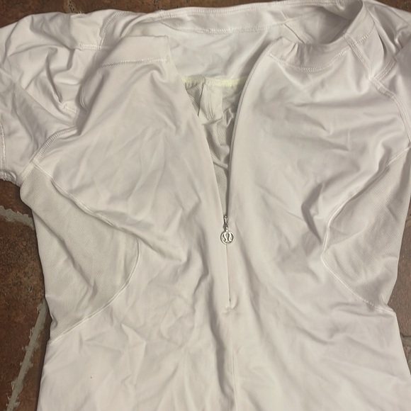 Lululemon Cycling Top - Picture 2 of 5